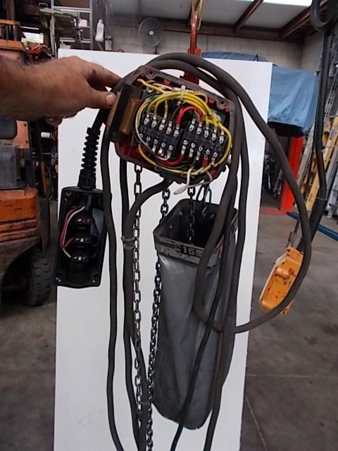 chain hoist maintenance